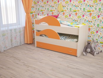 Кровать детская Радуга 1600 Млечный дуб/Оранжевый в Берёзовке - beryozovka.mebel54.com | фото